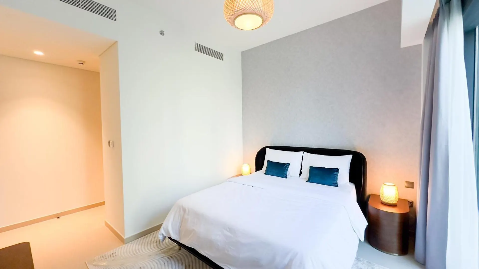 Mh - Act Tower -Downtown- 2Bedrooms - Ref 408 Dubai Lägenhet